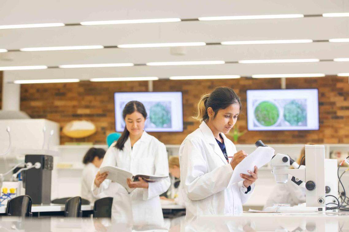 students in lab
